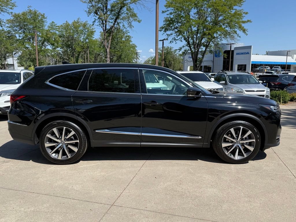 Certified 2026 Acura MDX w/ Technology Package AWD/4WD image 5