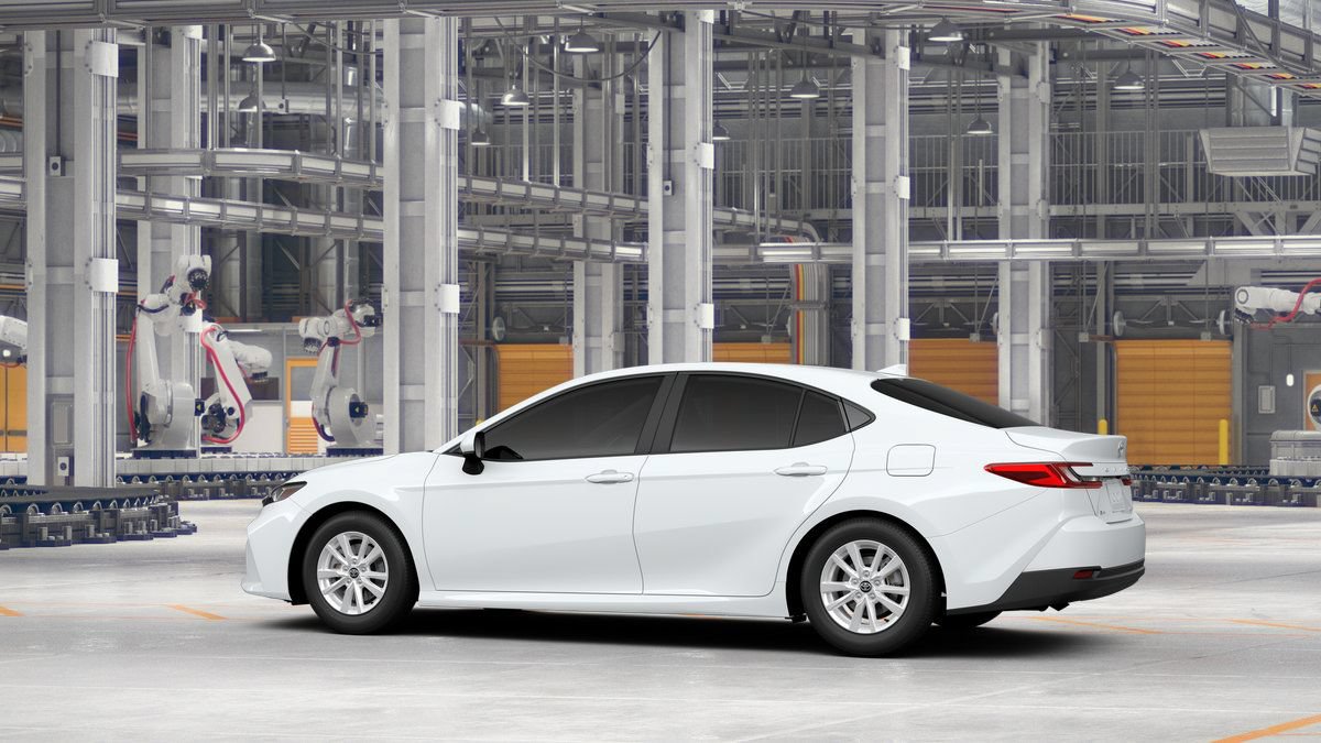 New 2026 Toyota Camry LE w/ Convenience Package FWD image 5