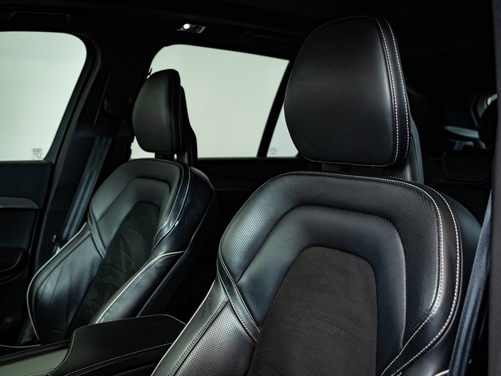 Used 2018 Volvo XC90 T5 R-Design w/ Convenience Package image 25