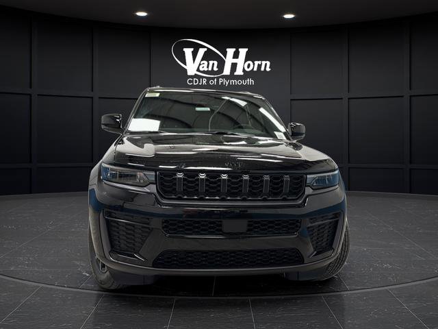 New 2026 Jeep Grand Cherokee Altitude AWD/4WD image 8