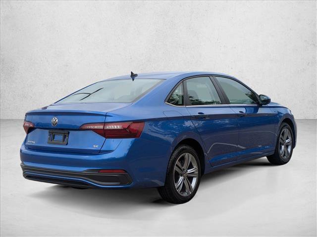 Used 2024 Volkswagen Jetta SE FWD image 5