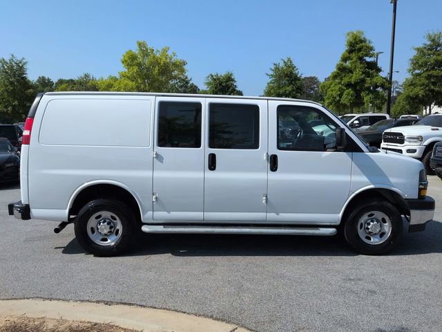 Used 2023 Chevrolet Express 2500 w/ Driver Convenience Package RWD image 3