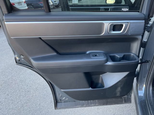 Used 2025 Hyundai Santa Fe SE image 13