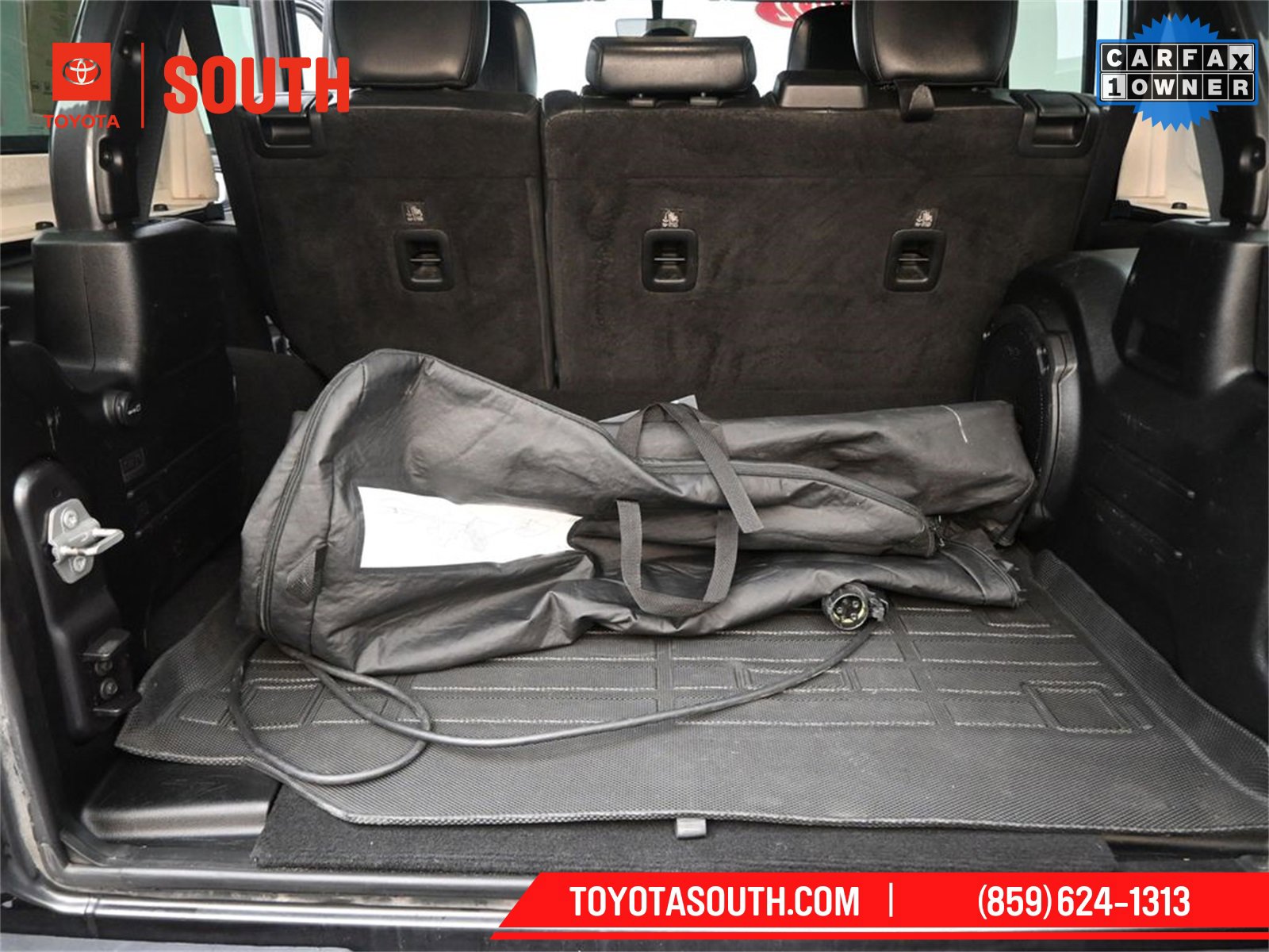 Used 2022 Jeep Wrangler Unlimited Sahara 4xe image 26