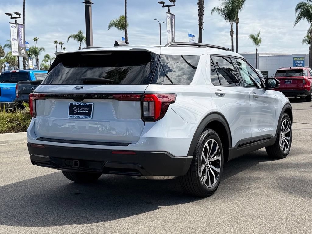 Used 2026 Ford Explorer ST-Line RWD image 8