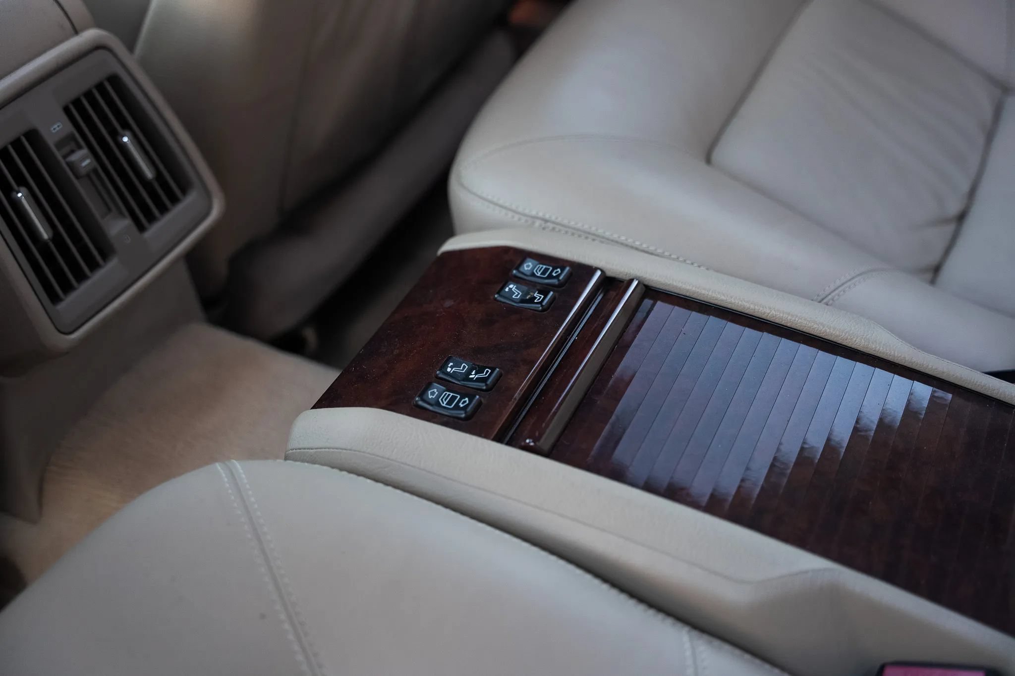 Used 1997 Mercedes-Benz S 500 Coupe image 23