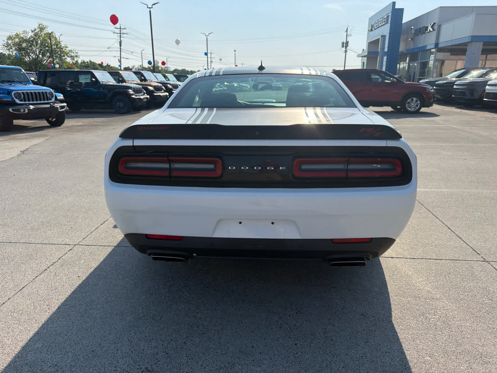 Used 2015 Dodge Challenger R/T RWD image 9