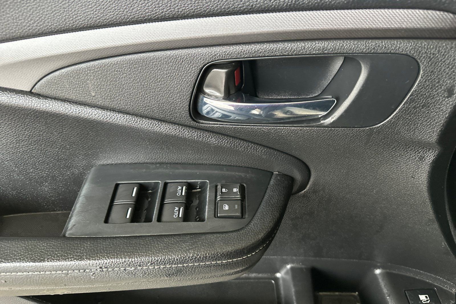 Used 2023 Honda Ridgeline Sport image 10