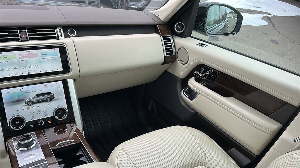 Used 2022 Land Rover Range Rover Westminster Edition image 23