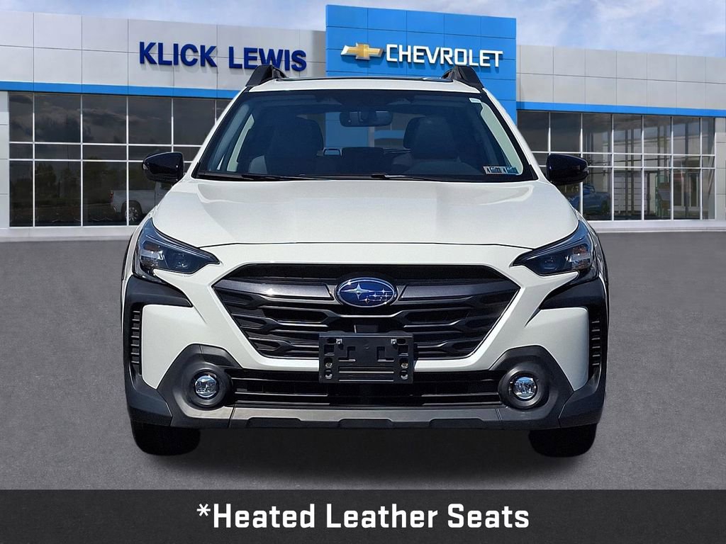 Used 2023 Subaru Outback Onyx Edition AWD/4WD image 2