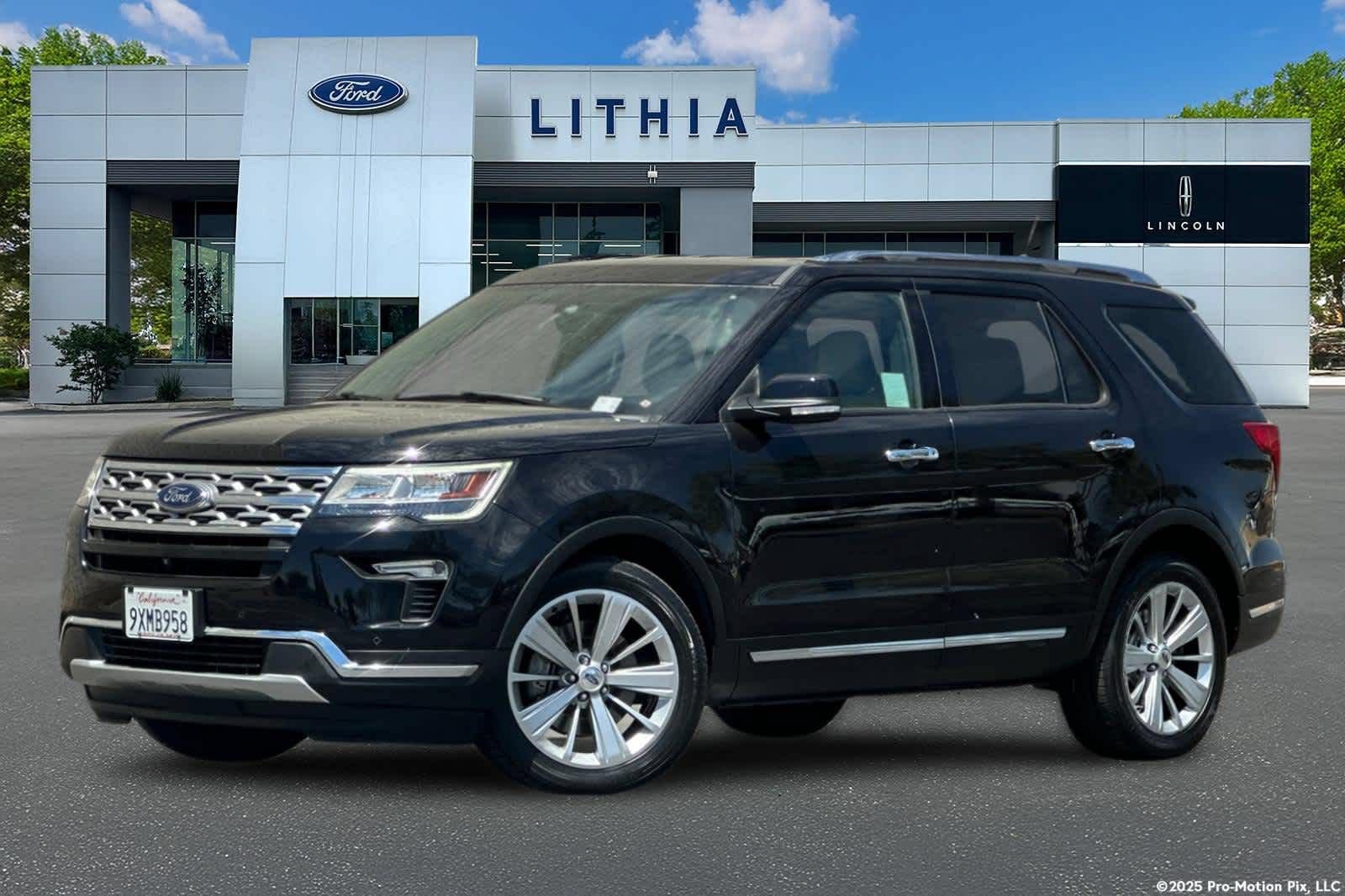 Certified 2019 Ford Explorer Limited w/ Class III Trailer Tow Package