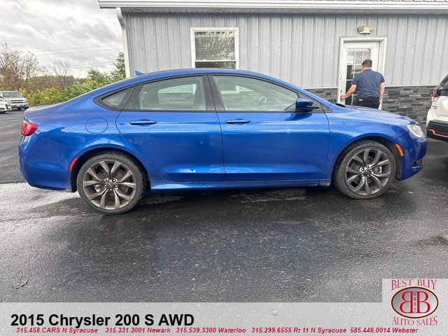 Used 2015 Chrysler 200 S w/ Navigation & Sound Group I AWD/4WD image 7