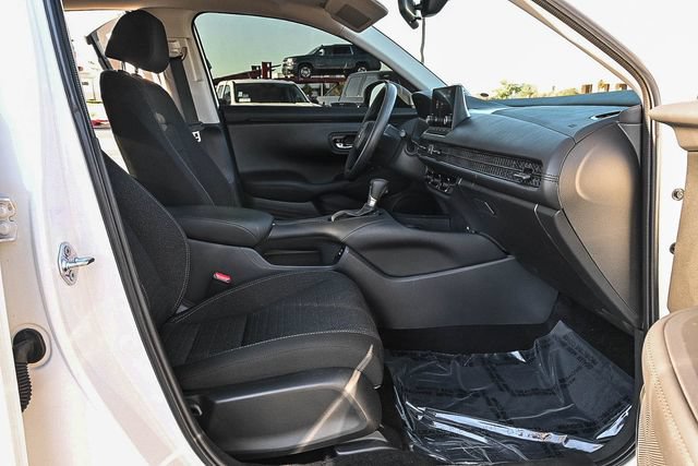 Used 2025 Honda HR-V LX image 19