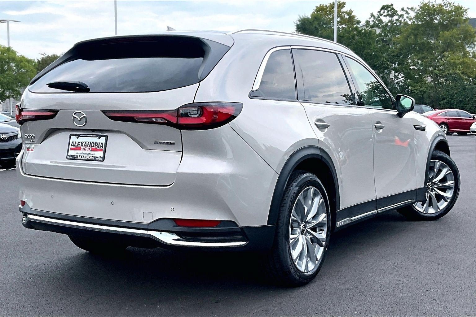 Used 2024 MAZDA CX-90 3.3 Turbo w/ Premium Package AWD/4WD image 11
