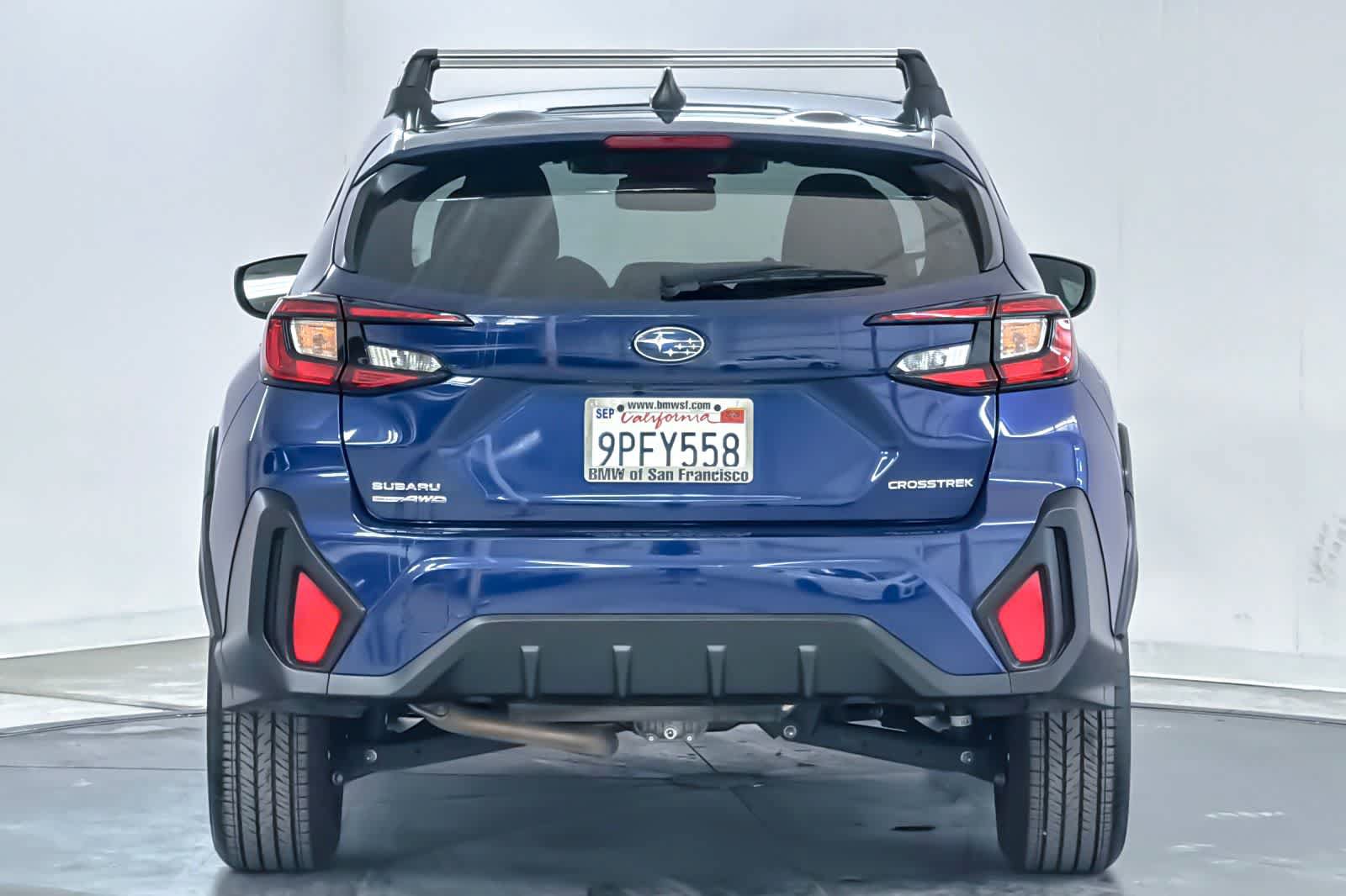 Used 2024 Subaru Crosstrek 2.0i AWD/4WD image 7