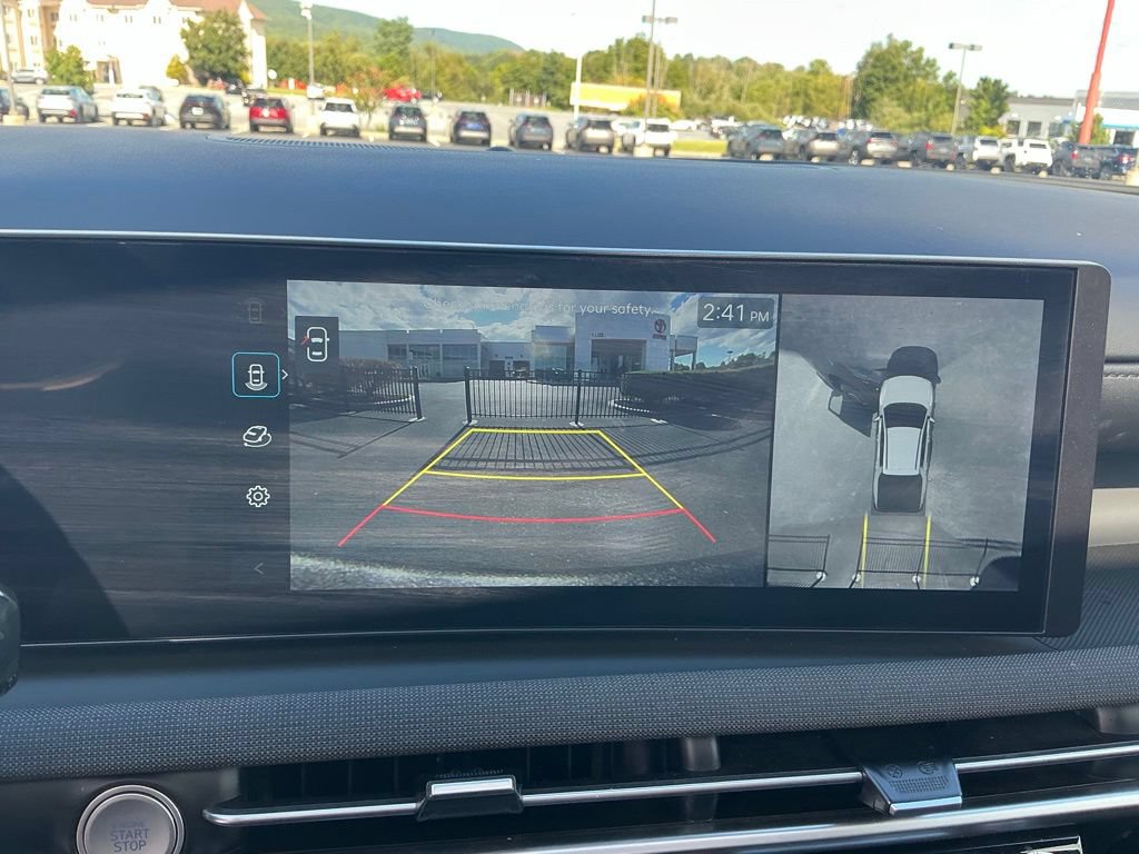 Certified 2025 Hyundai Santa Cruz Limited AWD/4WD image 19