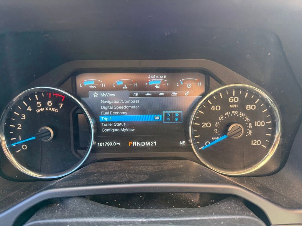 Used 2015 Ford F150 Lariat w/ Equipment Group 502A Luxury image 10