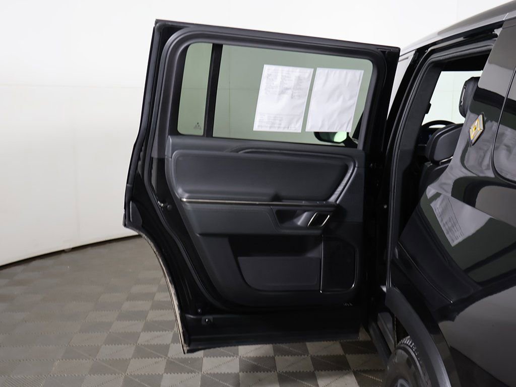 Used 2024 Rivian R1S Adventure image 27