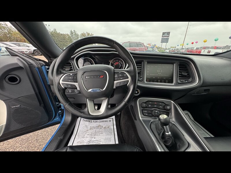 Used 2015 Dodge Challenger R/T Plus RWD image 18