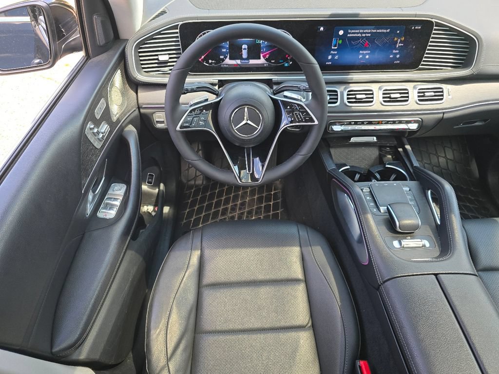 Certified 2024 Mercedes-Benz GLS 450 4MATIC image 26
