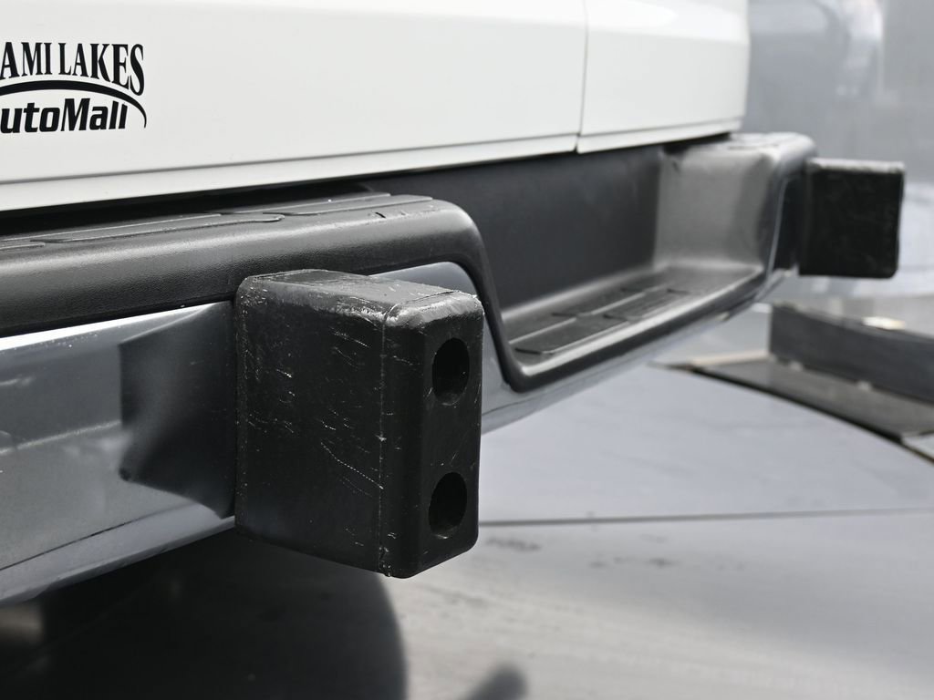 Used 2024 Chevrolet Express 2500 w/ Driver Convenience Package image 29