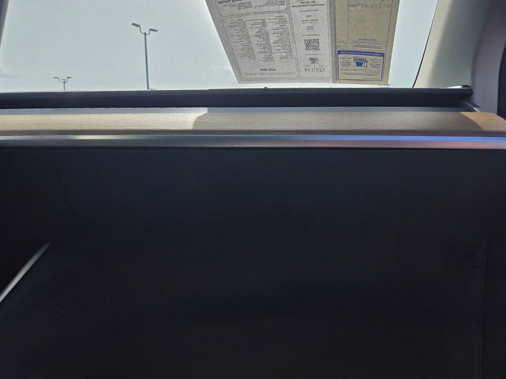 Used 2020 Tesla Model Y Long Range image 47