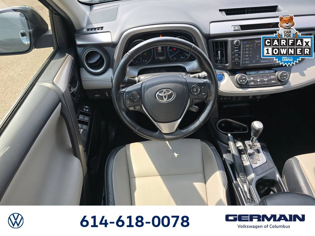 Used 2018 Toyota RAV4 Limited AWD/4WD image 18