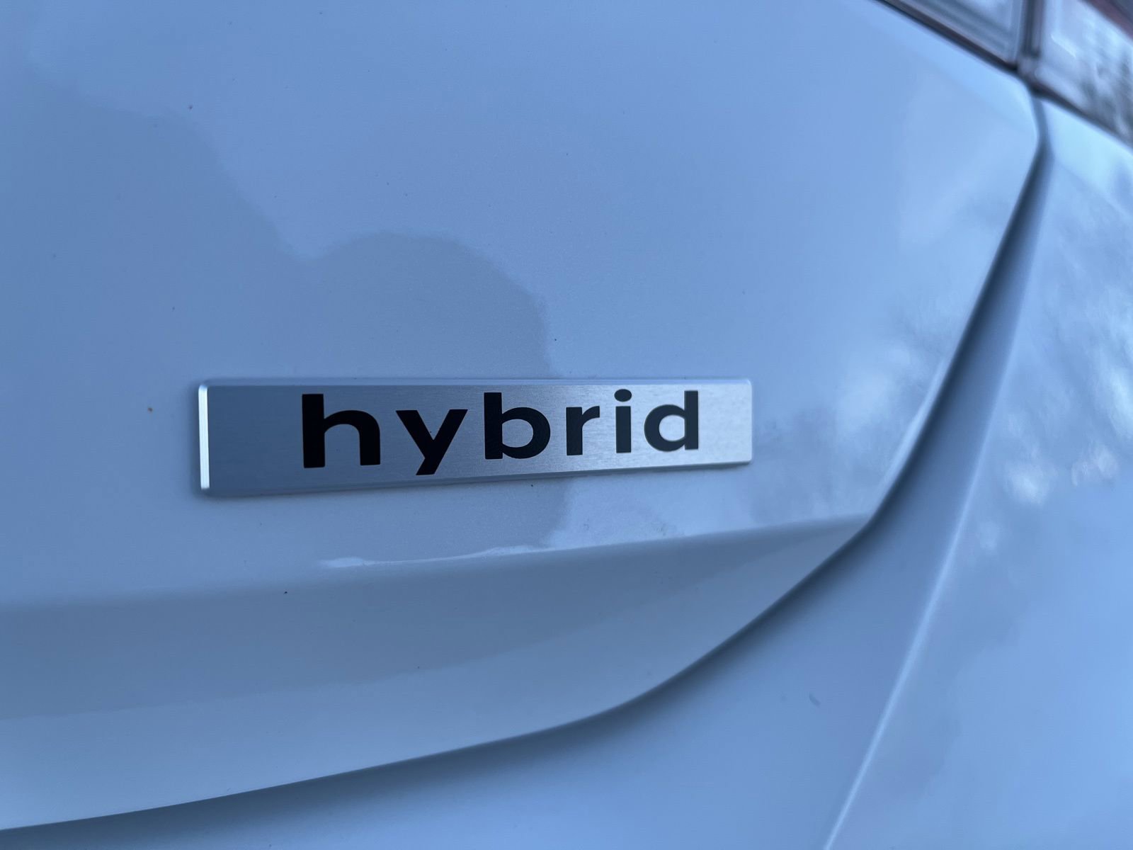 Certified 2025 Hyundai Elantra Limited image 42