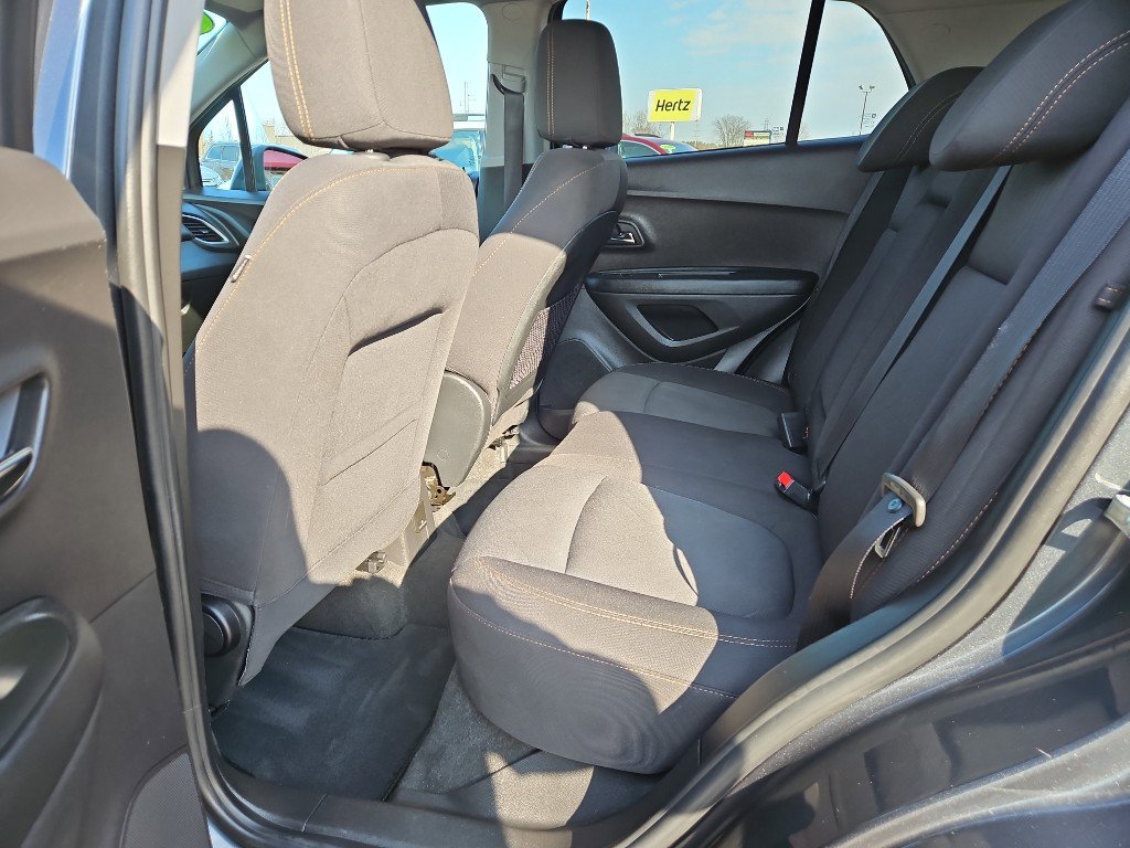Used 2018 Chevrolet Trax LT image 12