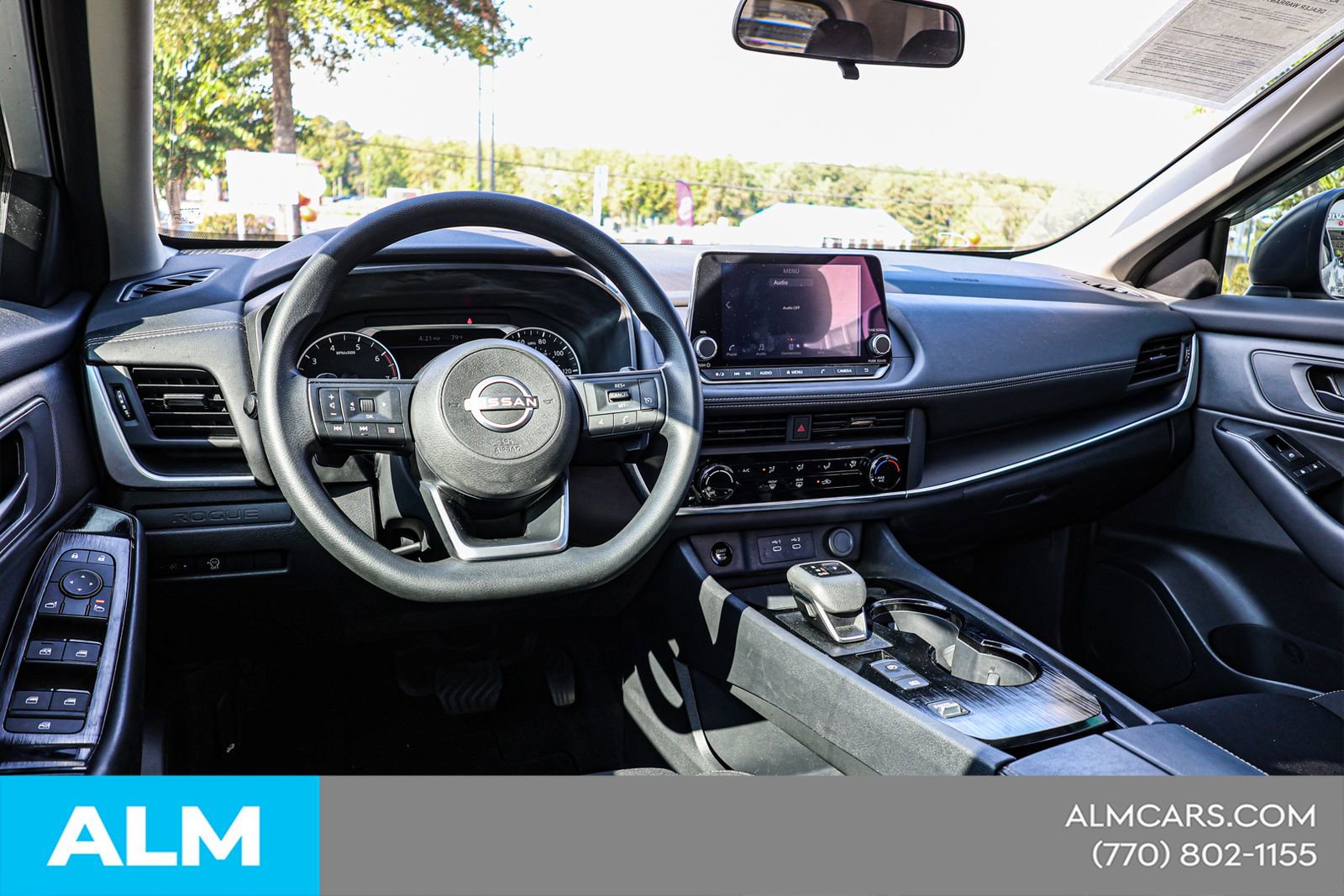 Used 2024 Nissan Rogue S image 23