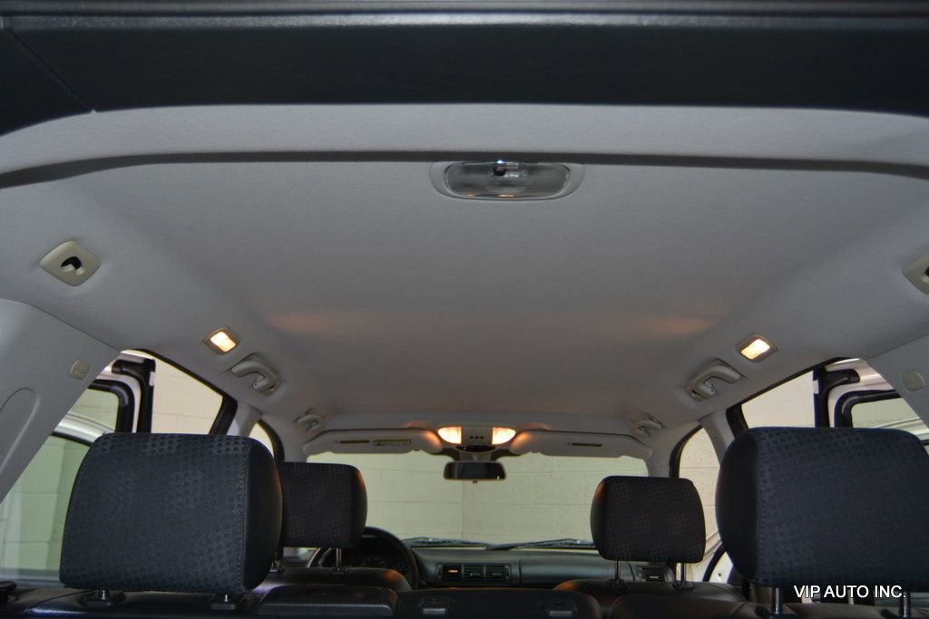 Used 2004 Mercedes-Benz ML 350 4MATIC image 21