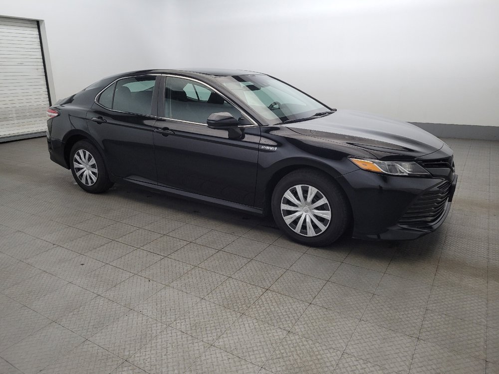 Used 2018 Toyota Camry LE image 11