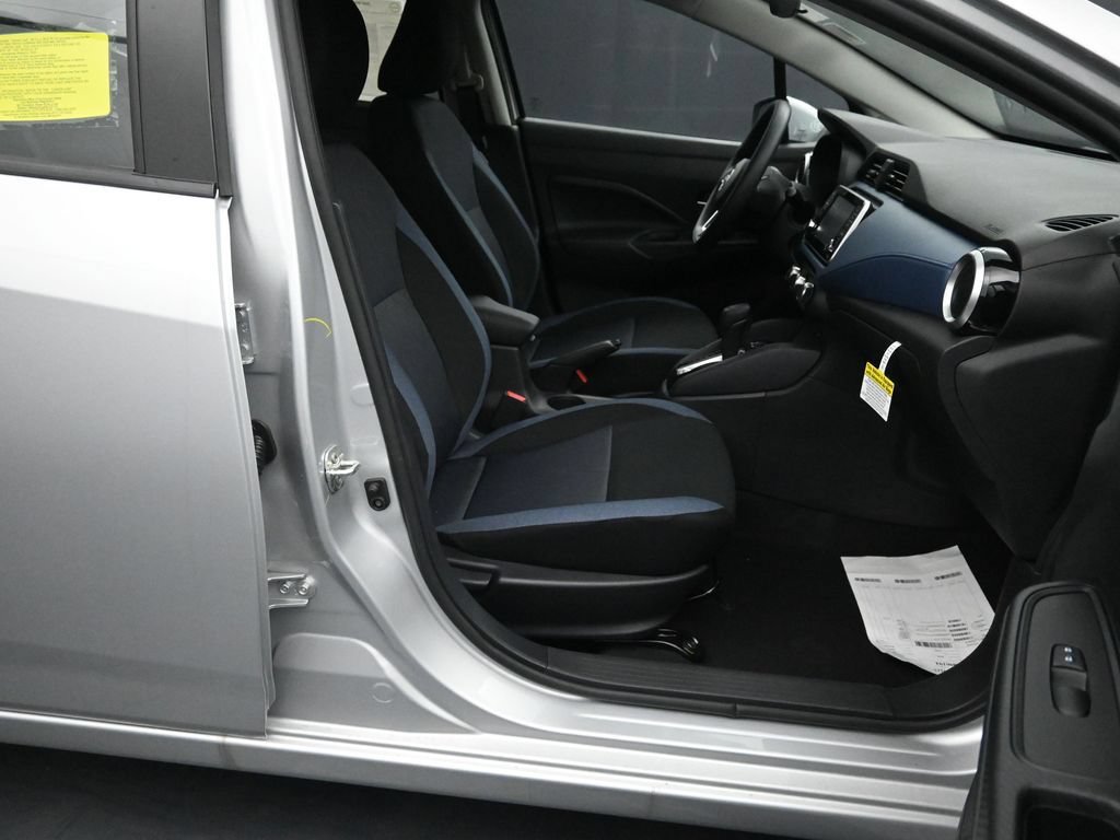 New 2025 Nissan Versa SV w/ Trunk Package FWD image 13