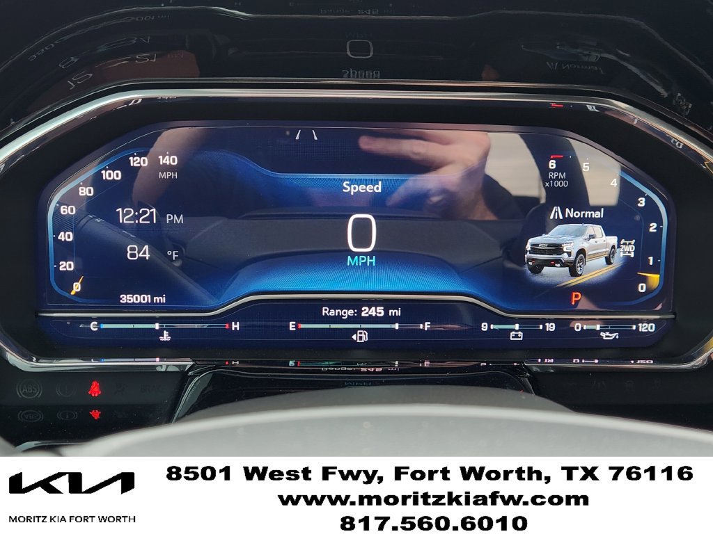 Used 2025 Chevrolet Silverado 1500 LT Trail Boss w/ Convenience Package II AWD/4WD image 16