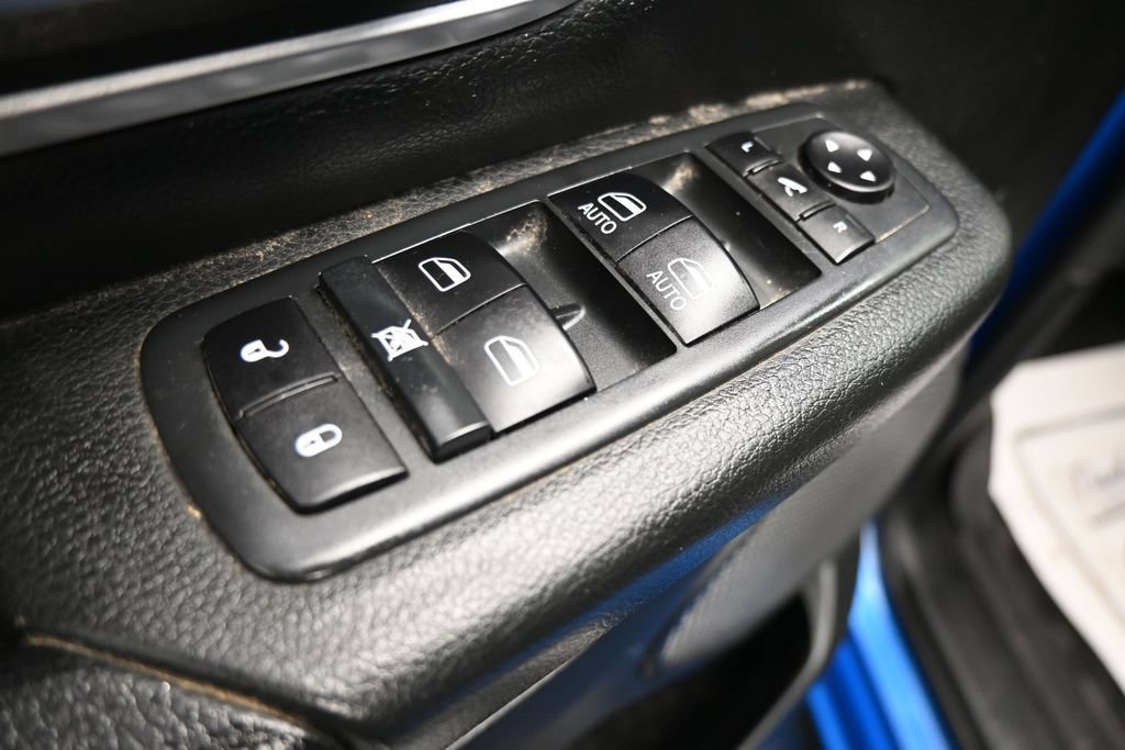 Used 2020 RAM 1500 Big Horn AWD/4WD image 11