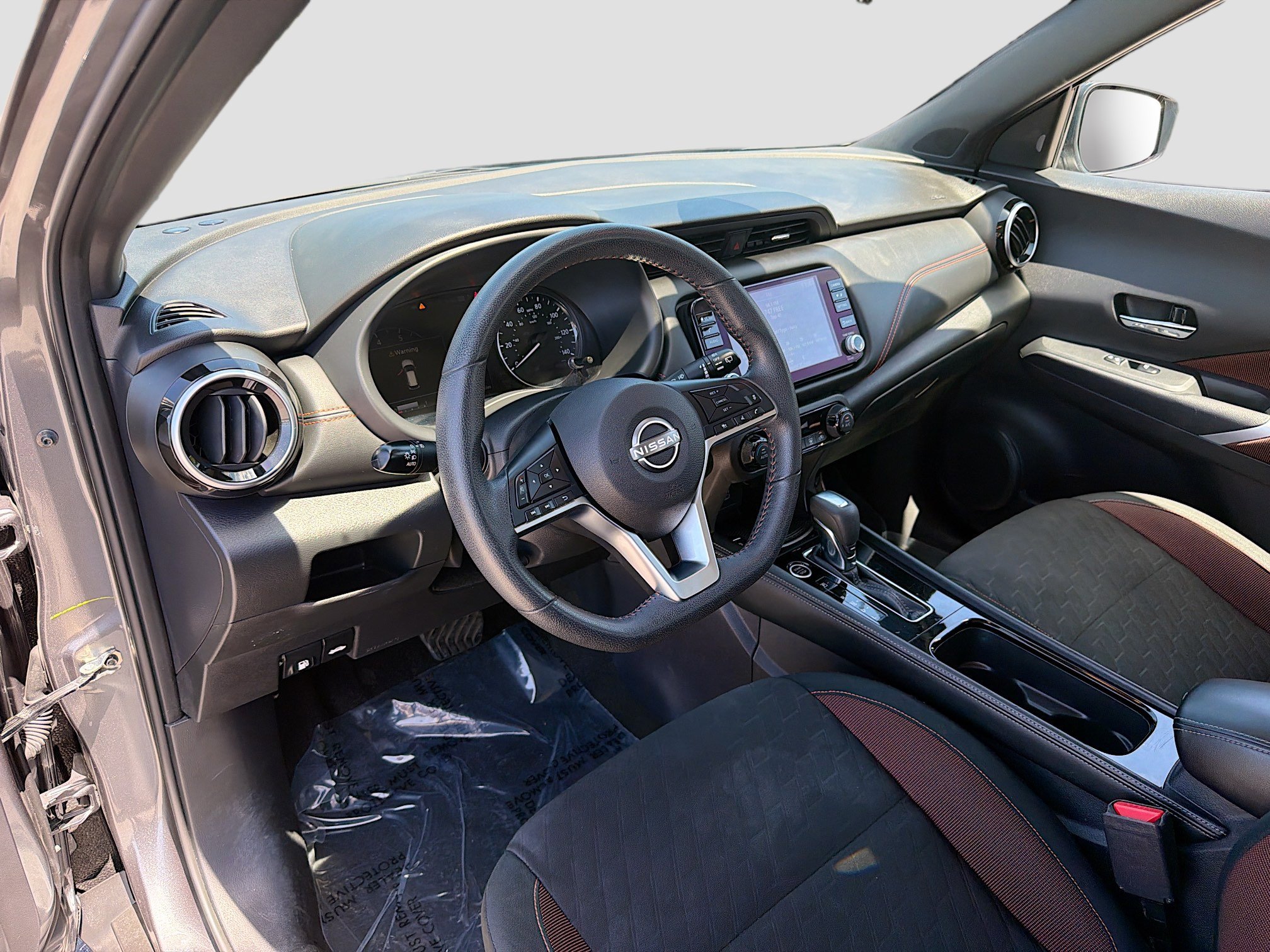 Used 2024 Nissan Kicks SR FWD image 24