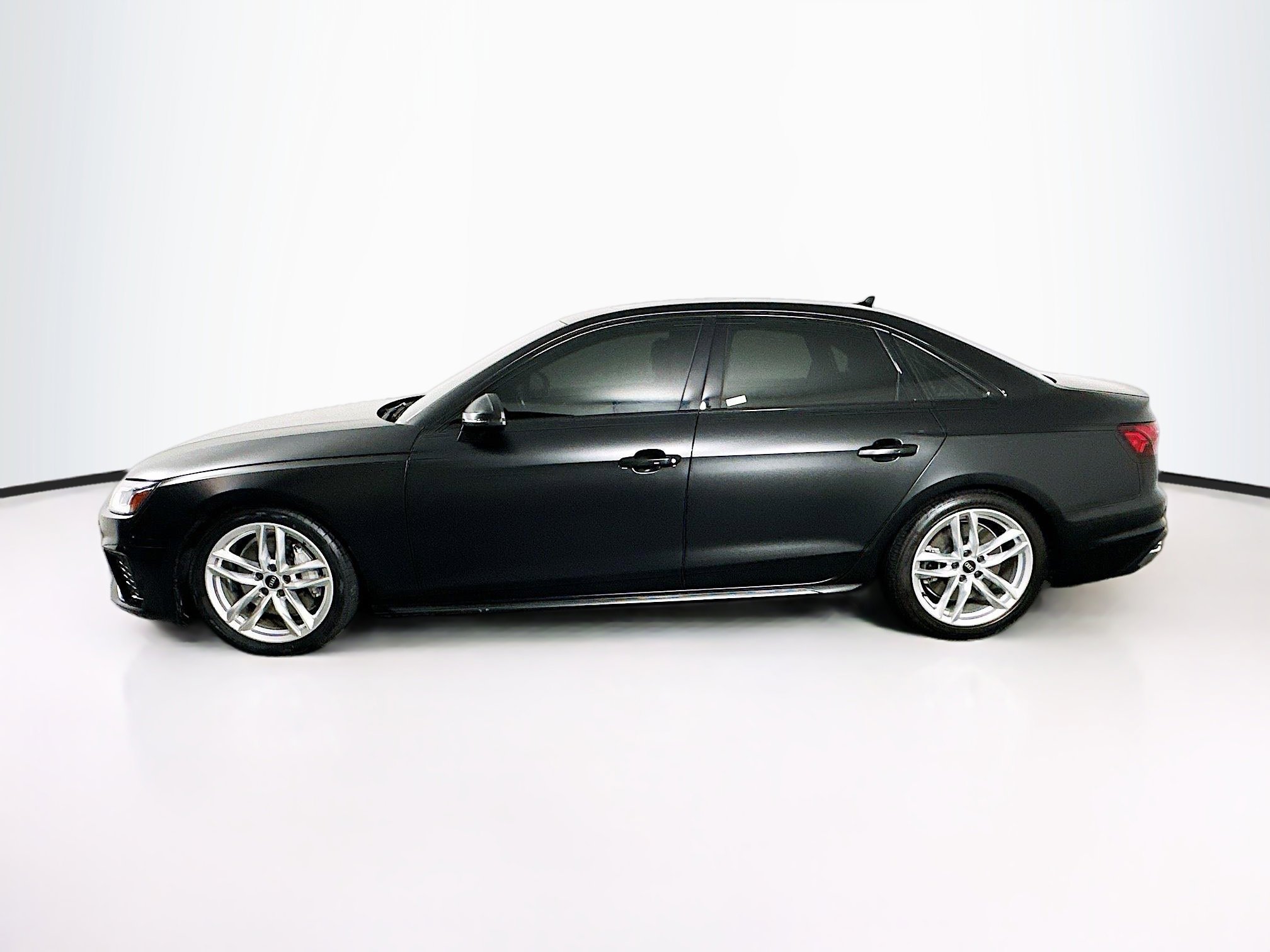 Used 2022 Audi A4 2.0T Premium AWD/4WD image 4