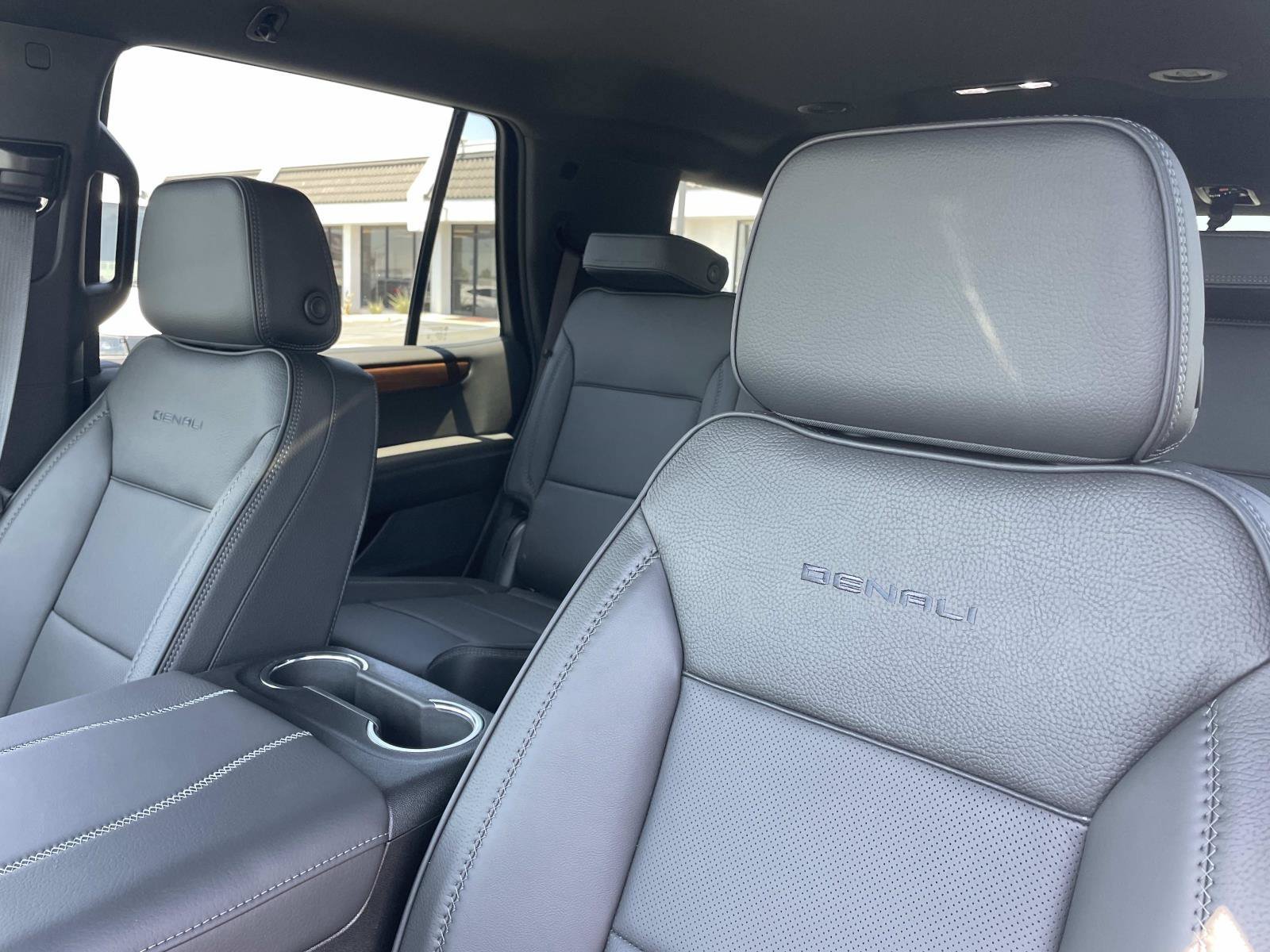 New 2026 GMC Yukon Denali AWD/4WD image 22