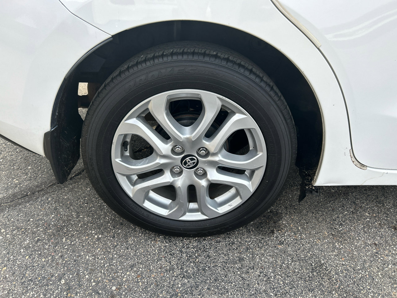 Used 2017 Toyota Yaris iA image 26