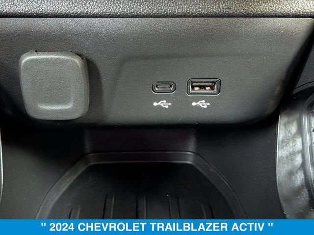 Used 2024 Chevrolet TrailBlazer ACTIV w/ Driver Confidence Package AWD/4WD image 28