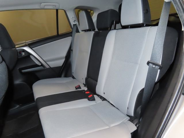 Used 2018 Toyota RAV4 XLE FWD image 20