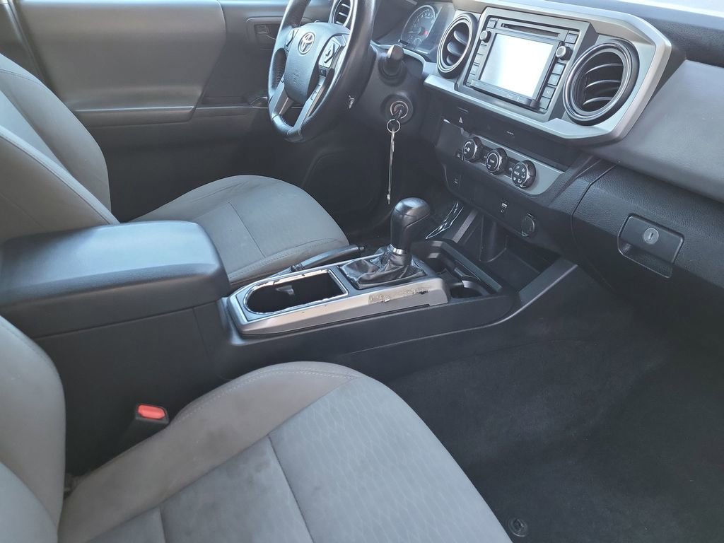 Used 2019 Toyota Tacoma SR5 image 18