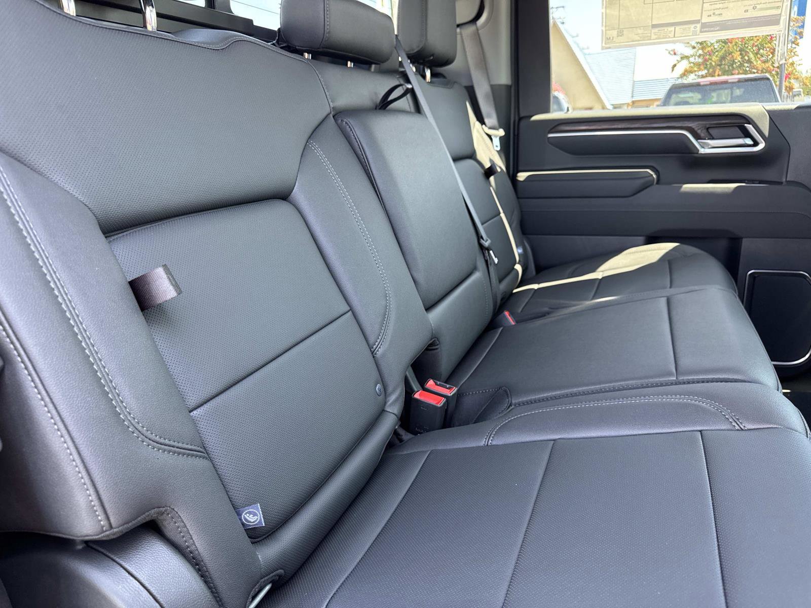 New 2026 GMC Sierra 2500 SLT w/ SLT Premium Package image 26