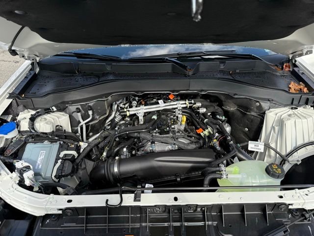 Used 2026 Ford Explorer Active AWD/4WD image 23