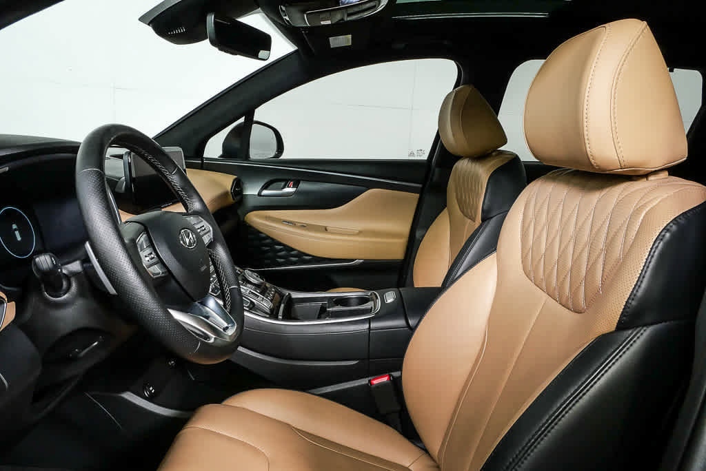 Used 2023 Hyundai Santa Fe Calligraphy w/ Cargo Package image 5