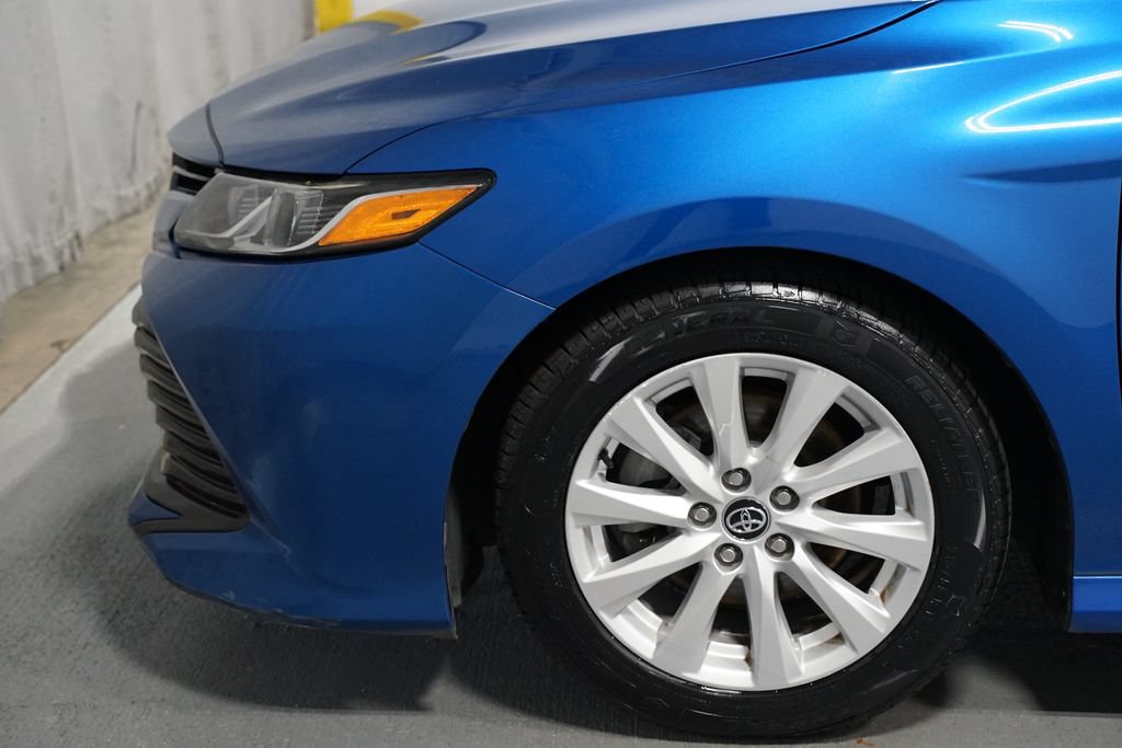 Certified 2020 Toyota Camry LE FWD image 5