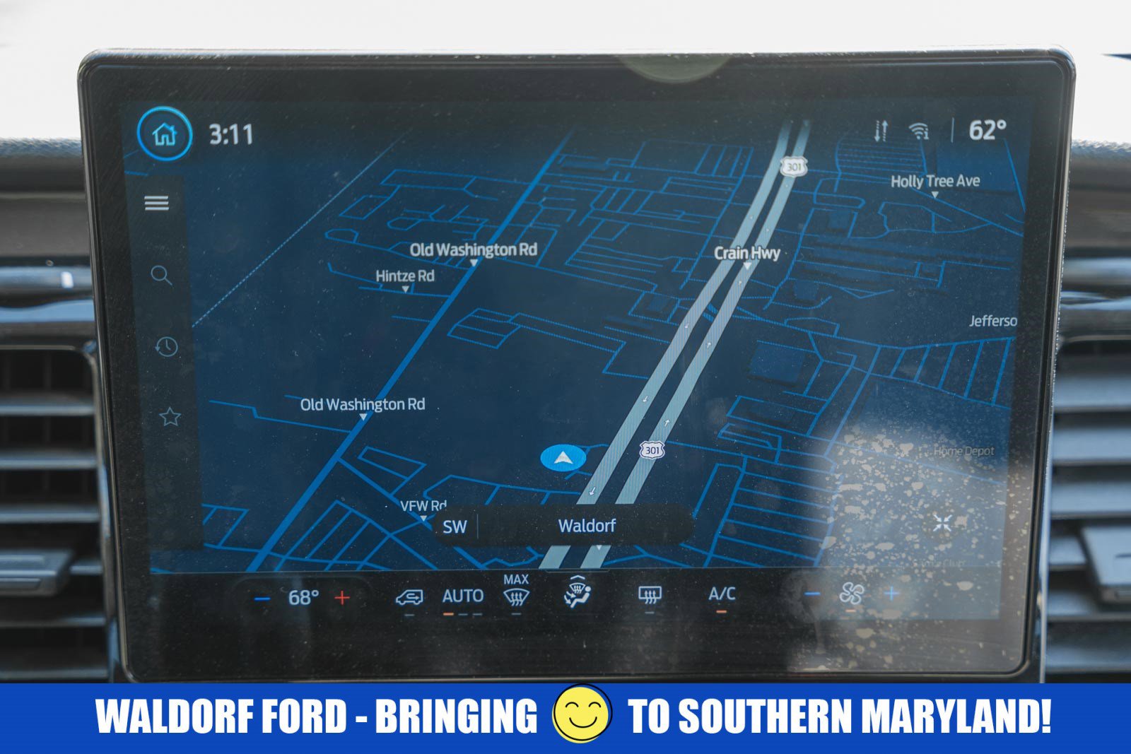 Used 2024 Ford Transit 350 XLT image 29