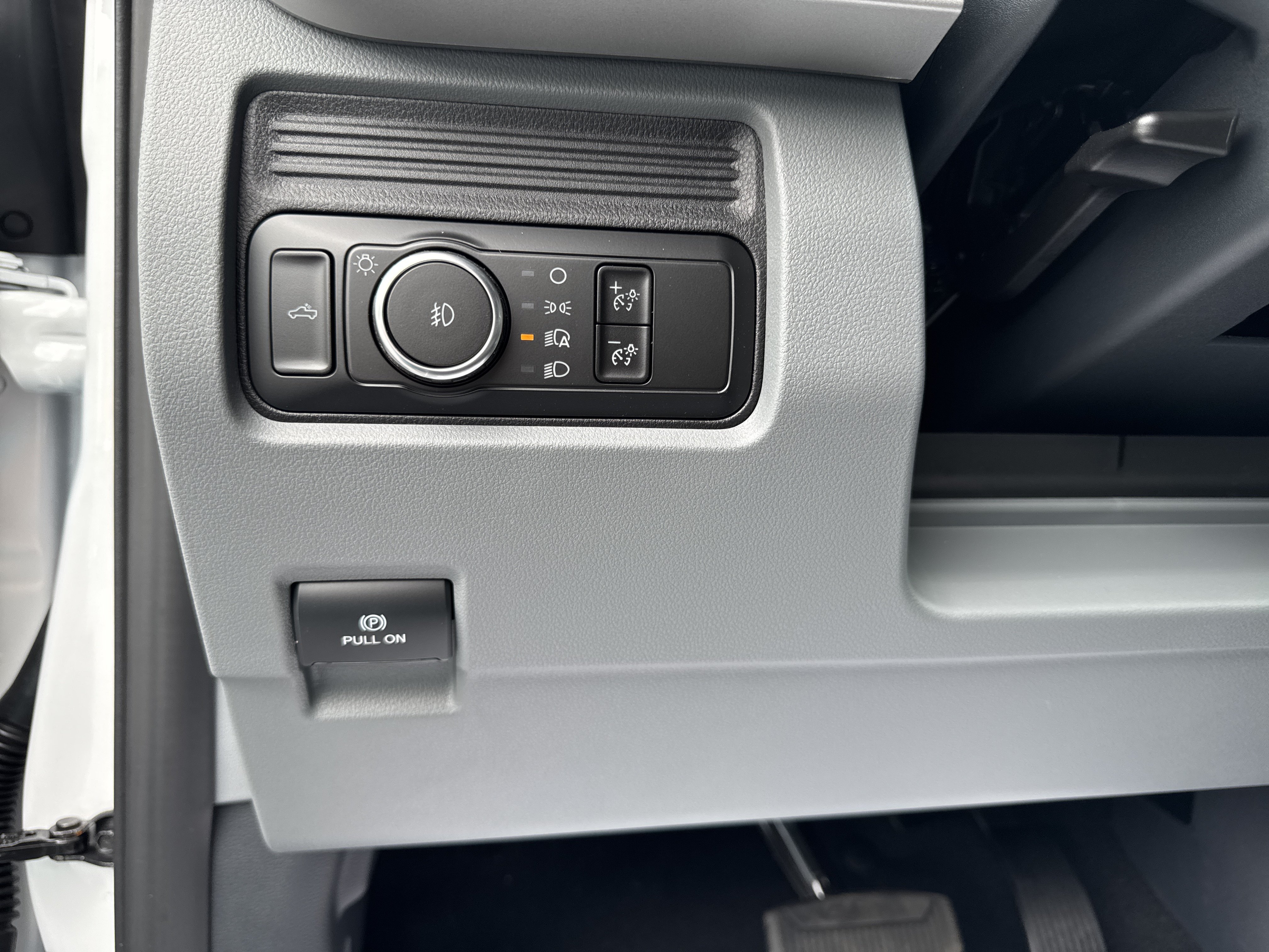 New 2026 Ford F250 XL w/ STX Appearance Package AWD/4WD image 19