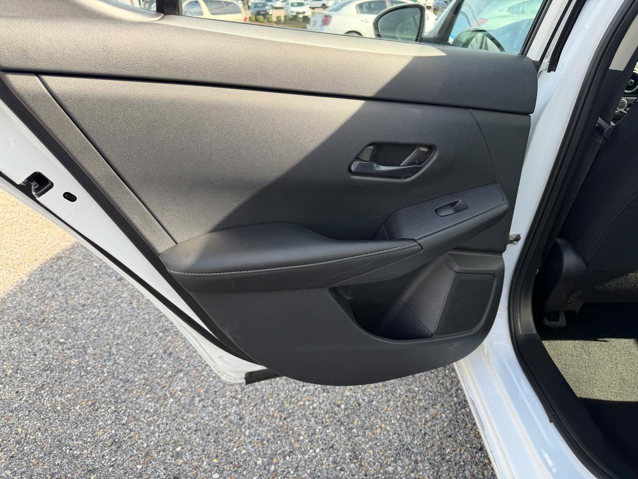 Used 2024 Nissan Sentra SV FWD image 40