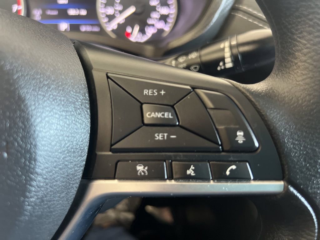 Used 2025 Nissan Sentra SV image 33